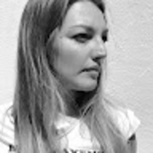 Meet your Posher, Lara